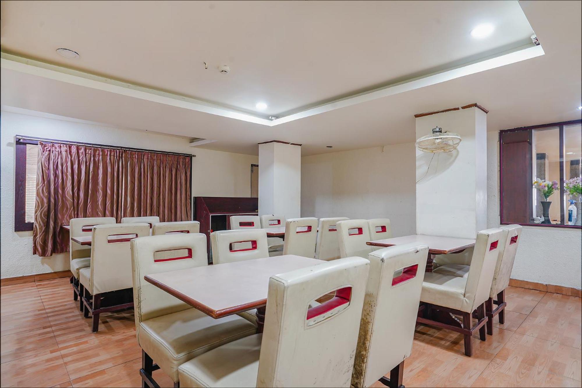 Fabhotel Golden Way Vijayawada Exterior photo